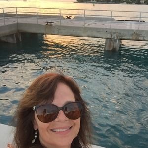 Meet your Posher, Lori